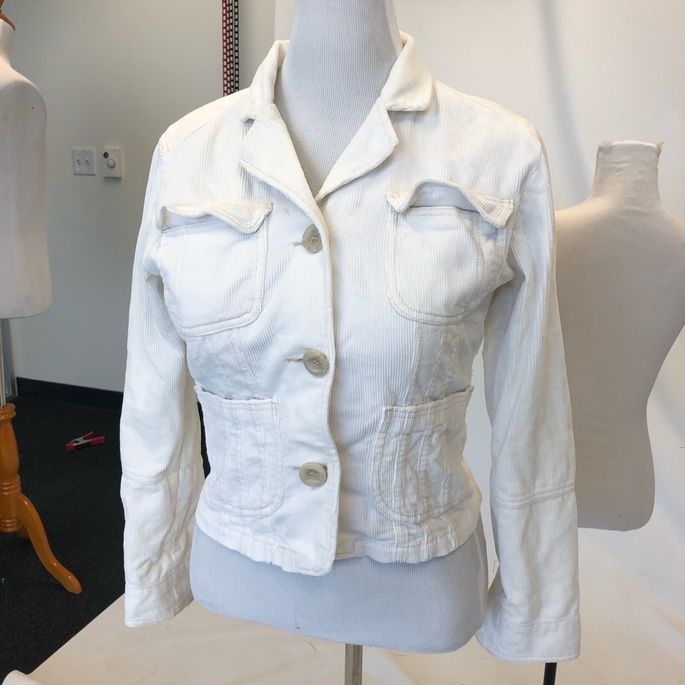 Tulle white corduroy (95%Cotton 5%spandex) jacket